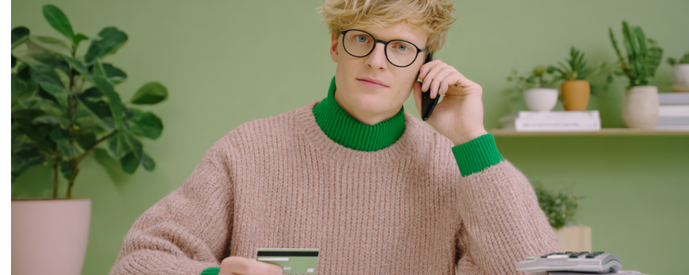 This man is learning how to accept credit cards in 3 easy steps.